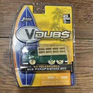 JADA TOYS VDUBS 2007 WAVE 3 -‘63 VOLKSWAGEN BUS PICKUP W/ STAKE BED NIB - Picture 1 of 5