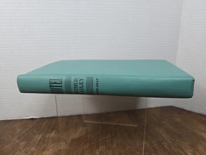Hotel By Arthur Hailey. Hardback 1965 First Edition - Picture 1 of 6