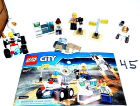 LEGO CITY: Space Starter Set (60077) #45 Retired, Explore mini figures