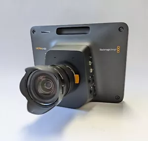 Blackmagic UltraHD 4K Broadcast Studio Kamera - Olympus M.Zuiko Digital Objektiv - Bild 1 von 13