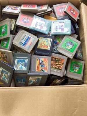 GAME BOY Lote Aleatorio 100 Cartuchos Nintendo Gameboy GB Set AL POR MAYOR Foto 1 de 4