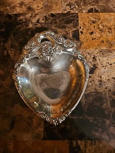 Vintage Heart Shaped Candy Trinket Dish Ornate Silver Plated - Picture 1 of 2