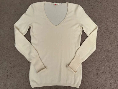 UNIQLO Pullover Sweater Jumper Women Cashmere M Ivory Cream  V-neck - Image 1 of 4