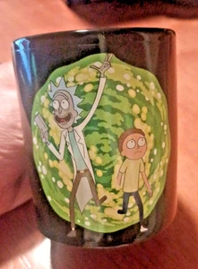 Tazza Rick and Morty Adult Swim Surreal Entertainment nera rete cartoni animati - Foto 1 di 5