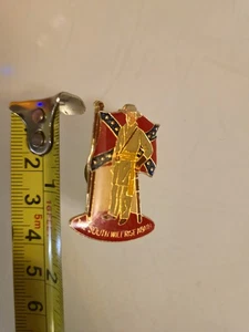 Vintage 1970-80s Country Music Fan Fair Artists Ect. Pinback Buttons Collection  - Picture 1 of 2