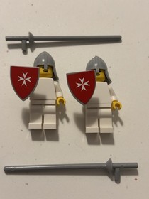 Used (Great) LEGO Castle Knight White Minifigures (cas084) - Lot of 2 - Set 6075