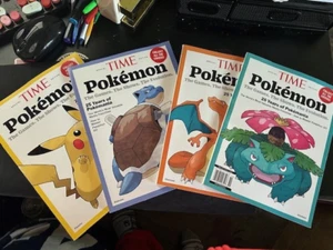 New! 2025 Time Magazine Pokemon Blastoise Venusaur Charizard Pikachu Set All 4 - Foto 1 di 3