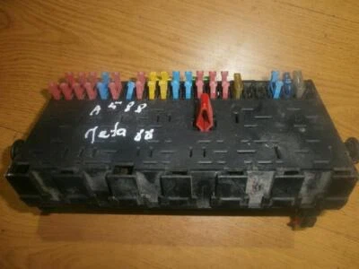 Volkswagen Jetta 1988 Fuse Box 171941813D, #18803-14 - Image 1 of 4