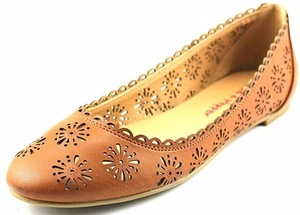 Pink & Pepper Maizy Women Brown Flats - Picture 1 of 5