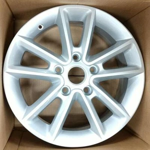 (1) Wheel Rim For Journey Recon OEM Painted Silver - Picture 1 of 1