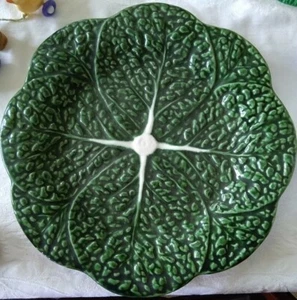 Vintage Portugal Green Cabbage Leaf Dinner/Serving Plate Portugal - Picture 1 of 7