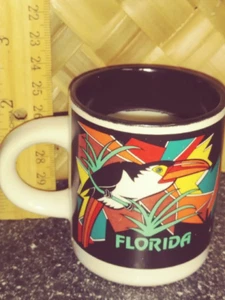 Bourbon Sandalwd Grapefruit soy beeswax wood wick Florida mini mug Candle - Picture 1 of 5