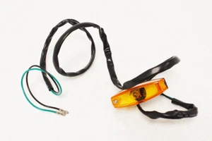 589143 Lens Amber Side Repeater Early Landrover Defender & Range Rover Classic - Picture 1 of 1