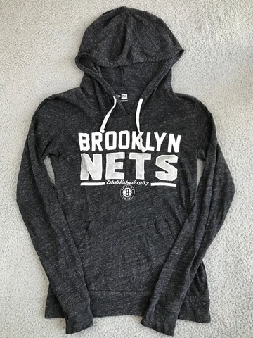 Brooklyn Nets Sweater Women's Small Gray Hooded Pullover Sparkly Logo Basketball Cover