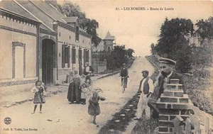 CPA 45 LES BORDES ROUTE DE LORRIS (cliché rare - Imagen 1 de 1