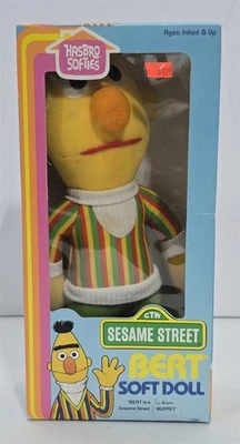 Boneca macia J-526 vintage 1980 hasbro softies sesame street bert nova na caixa  - Imagem 1 de 4