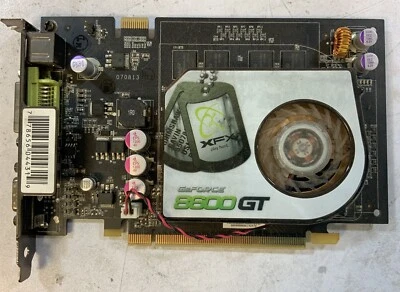 EVGA e-GEFORCE 8600GT 512MB DDR3 Video Graphics Card NS-P7D - Image 1 of 4