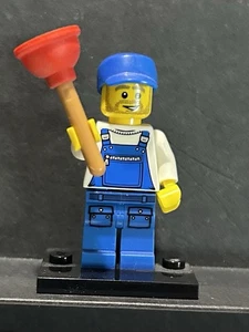 Plumber w/plunger - #71000 - Series 9 - LEGO Minifigure - Picture 1 of 2