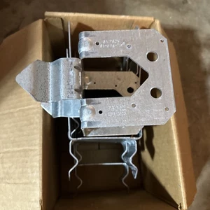 QTY 8 Count Simpson Strong-Tie PB66Z 6 x 6 pollici base palo ZMAX - Foto 1 di 5