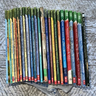 Lot Of 25 Magic Tree House Books By Mary Pope Osborne Incl 5 Merlin Mission Book - Image 1 of 4