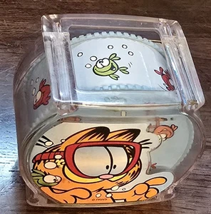 2¾" Garfield The Cat & Fish Spinning Toy Good Condition Moving Rolling Fun - Picture 1 of 12