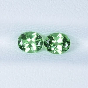 0.85 ct BEST GRADE MINT GREEN / NATURAL TSAVORITE GREEN GARNET - Oval Pair Video - Picture 1 of 2