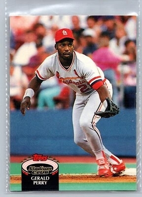 1992 TOPPS STADIUM CLUB Card # 338 Gerald Perry - St. Louis Cardinals - Image 1 of 2