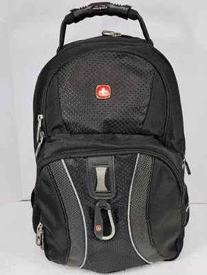 Mochila SwissGear 17" para portátil 1900 amigable con la TSA ScanSmart Swiss Gear flujo de aire Foto 1 de 4
