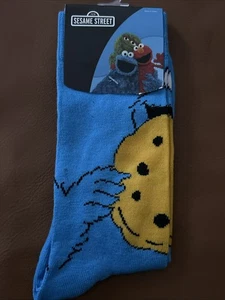 COOKIE MONSTER Sesame Street - Men's crew socks - size 6-12 - NWT - FREE SHIP - Picture 1 of 4