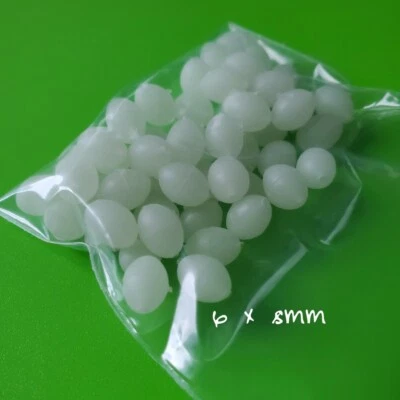 50 piezas Cuentas de Pesca Suave Ovaladas Luminosas Brillantes en la Oscuridad - Tamaño 6x8mm NUEVO Foto 1 de 2