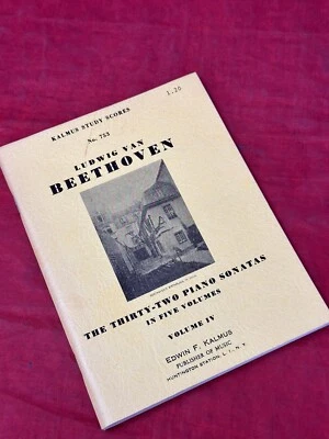 Beethoven Kalmus Study Score 32 Piano Sonatas 53 54 57 78 79 81a 90 Book 753 - Image 1 of 4