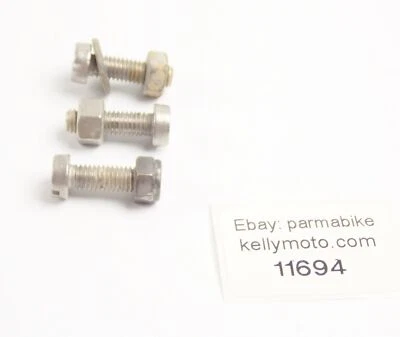 1990 YAMAHA YZ125 FRONT FENDER MUD GUARD MOUNTING BRACKET BOLTS - Image 1 of 2