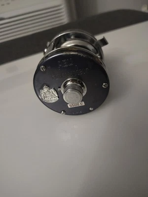 VINTAGE (Abu Garcia) AMBASSADEUR/ 5500-C HIGH SPEED BAITCASTING REEL/ SEE PHOTOS - Image 1 of 4