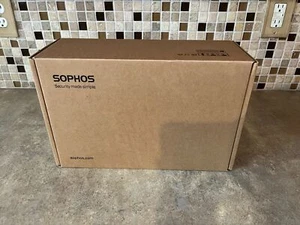SOPHOS NETWORK SECURITY/FIREWALL APPLIANCE XW1053BAEUS XG 105W URVT-1 - Photo 1/10