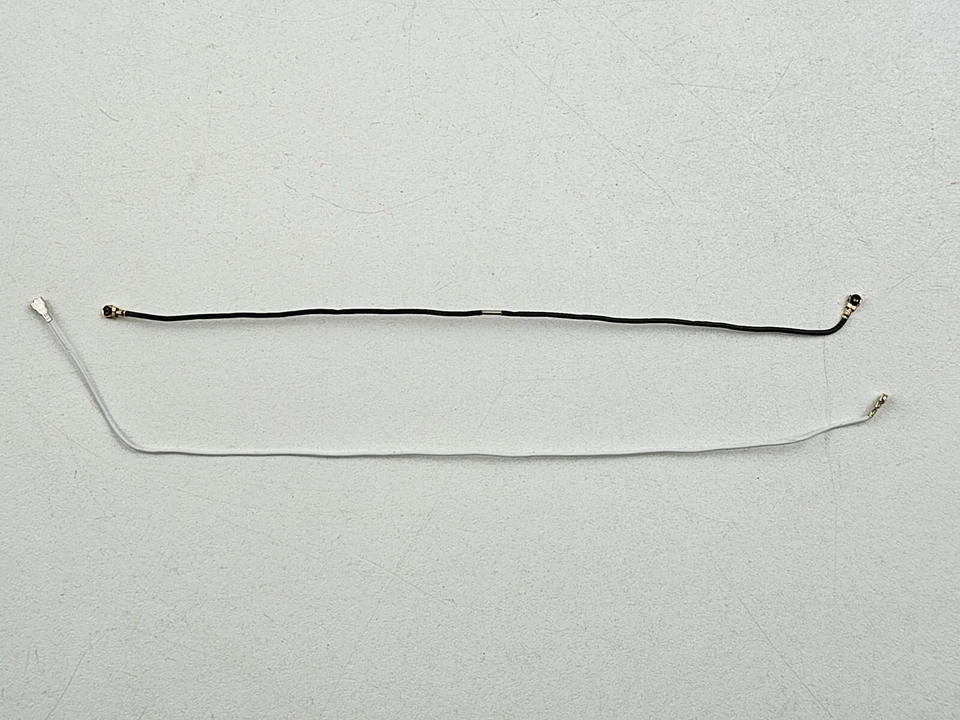 原始设备制造商摩托罗拉 Moto G 5G 2024 XT2417 白色和黑色同轴天线电缆电线套装 — 第 1/1 张图片