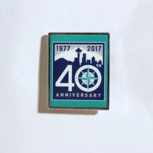 Seattle Mariners MLB 40th Anniversary Commemorative Lapel Hat Pin 1977-2017 - Picture 1 of 4