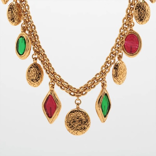 Collana girocollo Chanel Gripoix GP x colore pietra verde x rosso