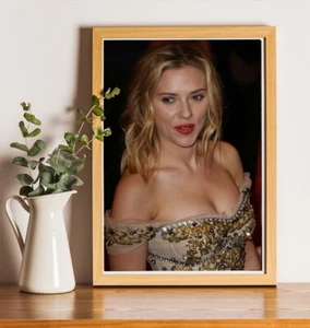 Scarlett Johansson: 12""x8"" professionelles Foto - Bild 1 von 2