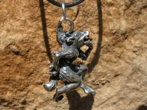 LYCAN SUPERNATURAL POWERS AMULET - Picture 1 of 3