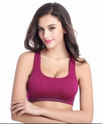 New Women's Seamless Sports Bra Small/Medium Racerback Magenta Padded Stretch US - Image 1 of 3