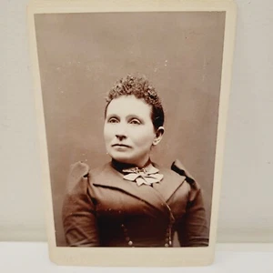Vtg Cabinet Card Classy Lady Curly Hair Chas Kneibus St. Joseph MI Photo Picture - Picture 1 of 6