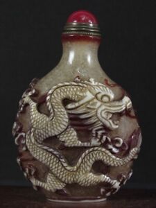 Chinese Two Dragon Carved Peking Overlay Glass Snuff Bottle