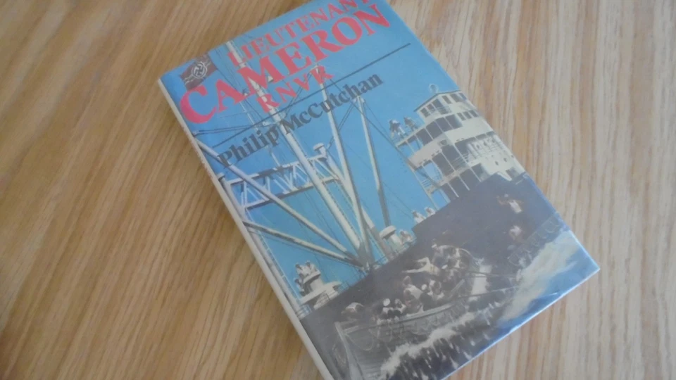 Lieutenant Cameron RNVR by Philip McCutchan (1985, Hardcover Foto 1 de 1