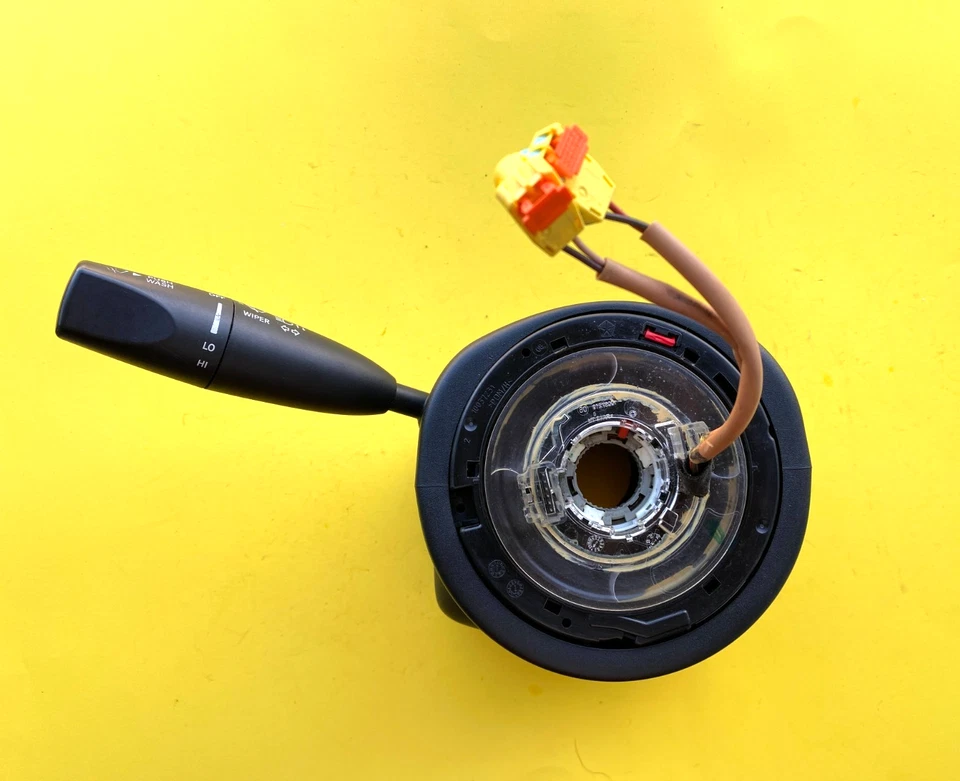 Cargador Dodge 2011-2013 interruptor limpiaparabrisas señal de giro con resorte de reloj OEM 1JH93DX9AG Foto 1 de 4