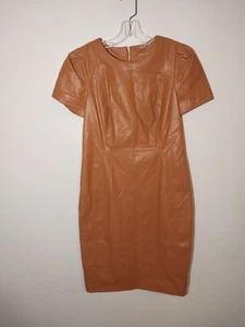 Calvin Klein abito a tubino in pelle finta lunghezza ginocchio tubino marrone chiaro tg 6 - Foto 1 di 9