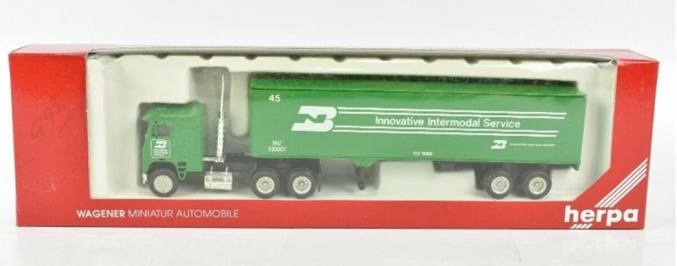 Herpa 6014 HO Freightliner Green Burlington Northern Tractor & Trailer - Image 1 of 1