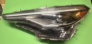 FARO DELANTERO IZQUIERDO TOYOTA COROLLA CROSS LED 2022 2023 2024 OEM - Imagen 1 de 23