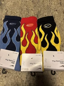 NIKE Flame Dri-Fit Cushioned Crew Socks LOT Of 3 Pairs NEW π₯ - Picture 1 of 5