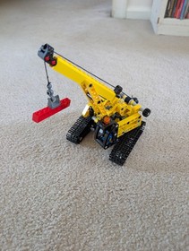 LEGO Technic Crawler Crane (9391) 100% Complete Used Mint Condition 