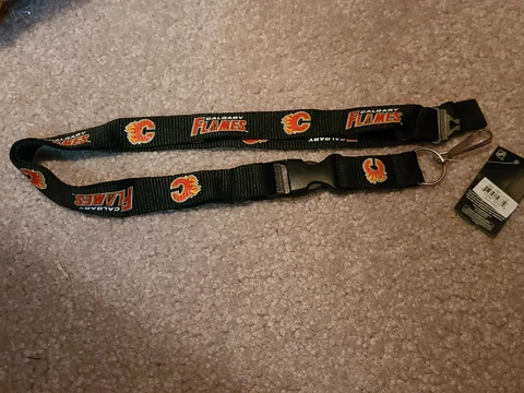 NHL Calgary Flames Black Breakaway Lanyard Keychain NWT Free Ship Cover